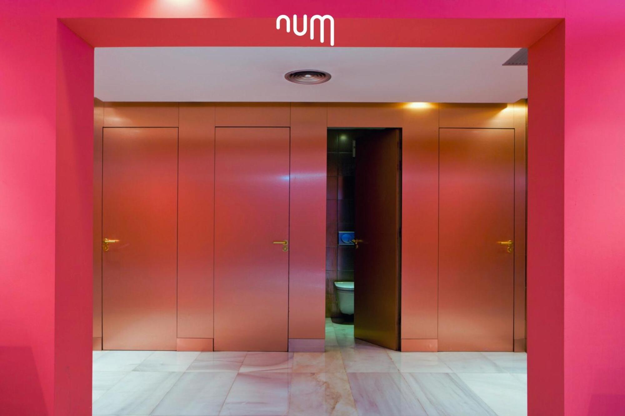 Num Hotel 萨洛 外观 照片
